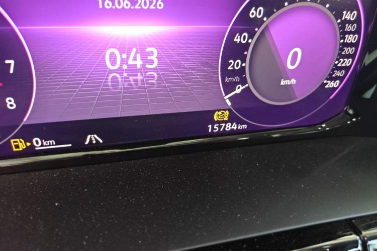 Used Volkswagen Teramont 2024 380TSI All-Wheel Drive Longyao Edition Odometer Close Up