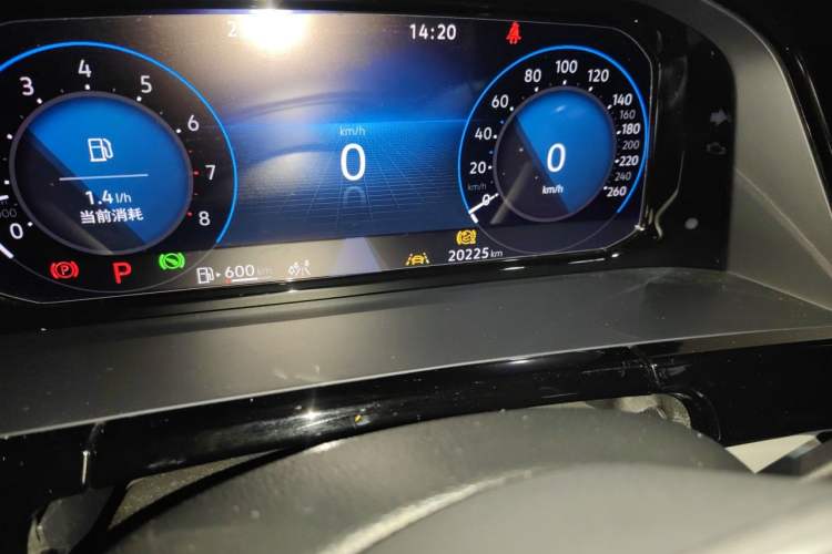 Used Volkswagen Teramont 2024 380TSI All-Wheel Drive Longyao Edition Odometer Close Up