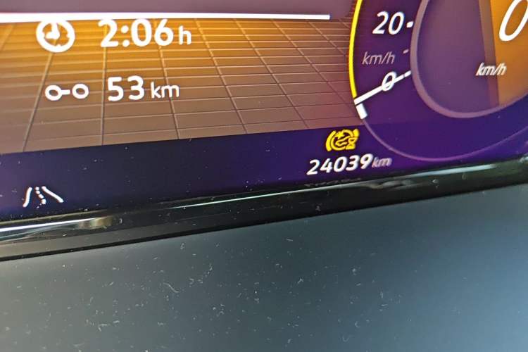 Used Volkswagen Teramont 2024 380TSI Four-Wheel Drive Prestige Luxury Edition Odometer Close Up