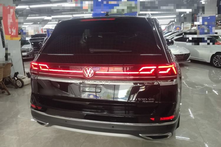 Used Volkswagen Teramont 2024 530 V6 All-Wheel-Drive Dragon Edition Rear
