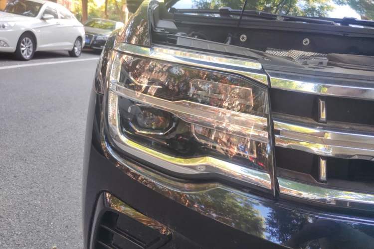 Used Volkswagen Teramont 2024 380TSI Four-Wheel Drive Prestige Luxury Edition Right Front Headlight