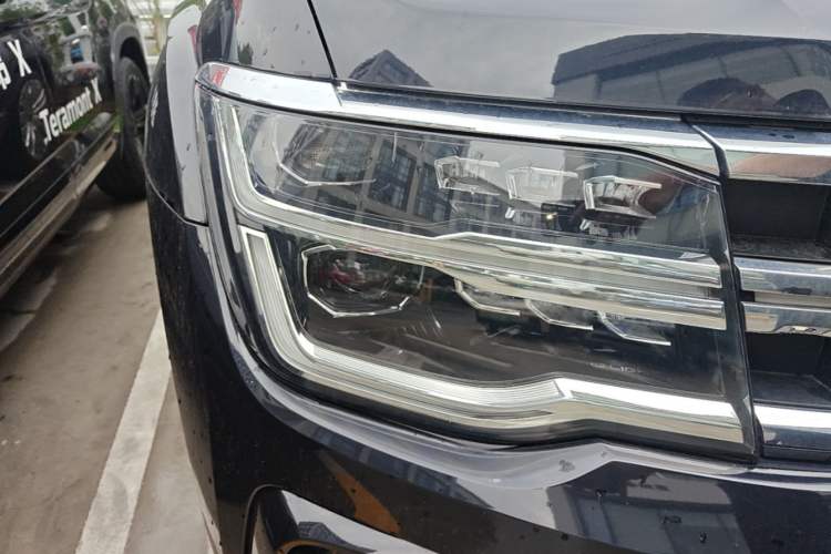 Used Volkswagen Teramont 2024 380TSI Four-Wheel Drive Longxiang Edition Right Front Headlight
