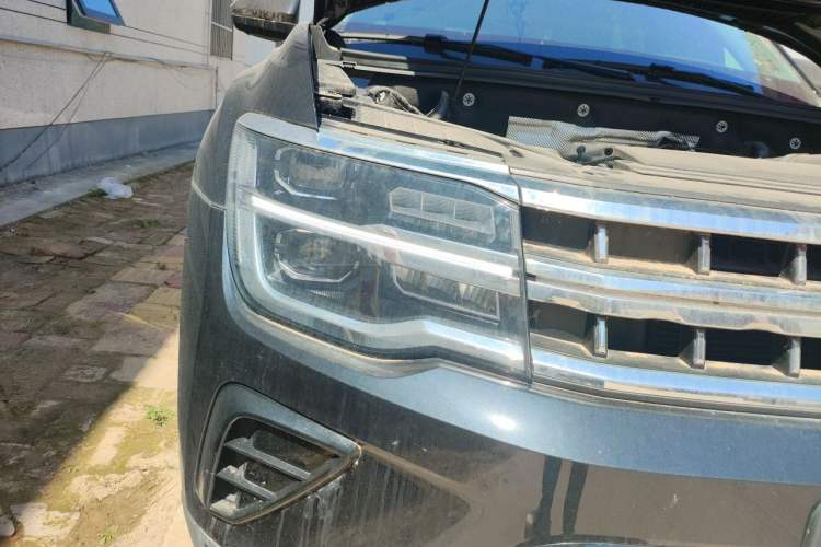 Used Volkswagen Teramont 2024 380TSI Four-Wheel Drive Prestige Luxury Edition Right Front Headlight