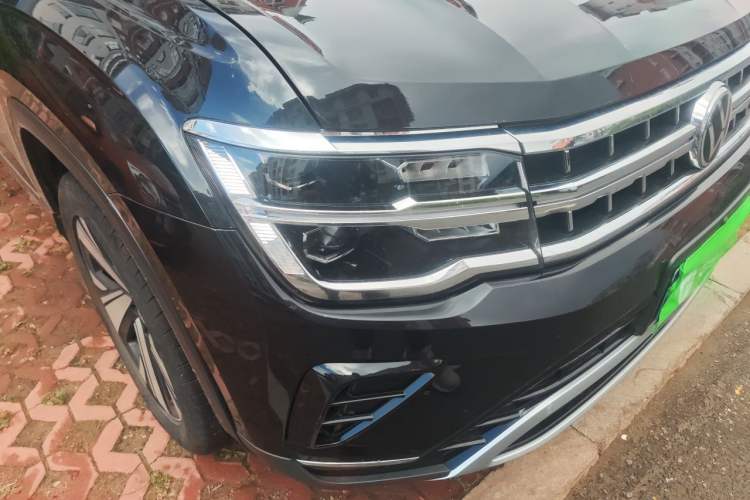 Used Volkswagen Teramont 2024 380TSI Four-Wheel Drive Prestige Luxury Edition Right Front Headlight