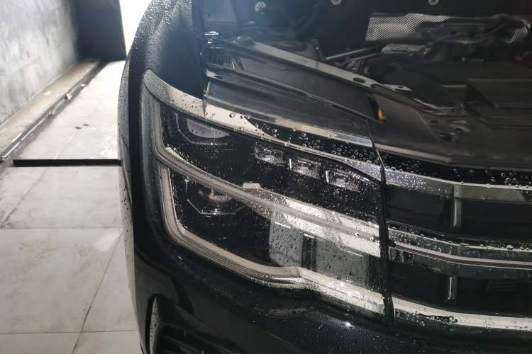 Used Volkswagen Teramont 2024 380TSI Four-Wheel Drive Longxiang Edition Right Front Headlight