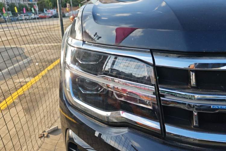 Used Volkswagen Teramont 2024 380TSI Four-Wheel Drive Prestige Luxury Edition Right Front Headlight