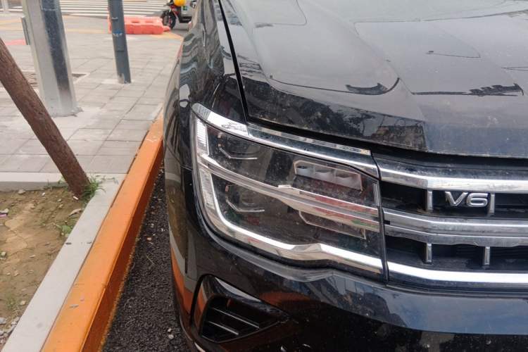 Used Volkswagen Teramont 2024 380TSI All-Wheel Drive Longyao Edition Right Front Headlight