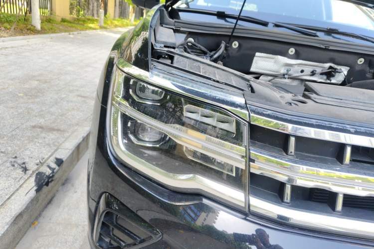 Used Volkswagen Teramont 2024 380TSI Four-Wheel Drive Prestige Luxury Edition Right Front Headlight