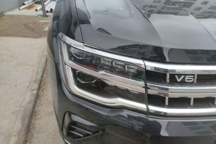 Used Volkswagen Teramont 2024 380TSI Four-Wheel Drive Prestige Flagship Edition Right Front Headlight