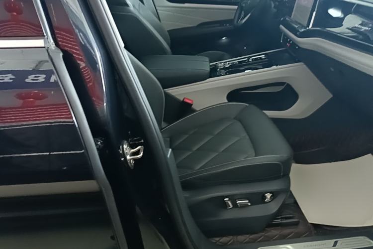Used Volkswagen Teramont 2024 380TSI All-Wheel Drive Longyao Edition Right Front Seat
