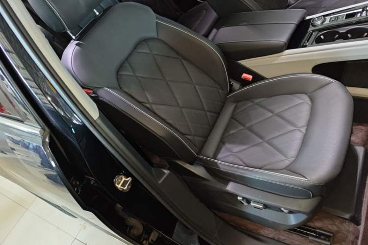 Used Volkswagen Teramont 2024 380TSI Four-Wheel Drive Prestige Luxury Edition Right Front Seat