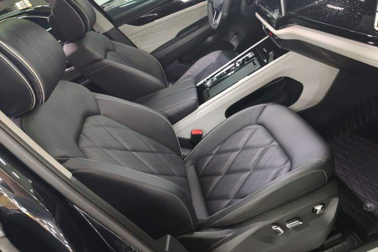 Used Volkswagen Teramont 2024 380TSI Four-Wheel Drive Prestige Luxury Edition Right Front Seat