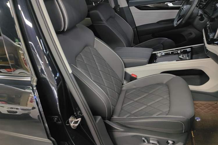 Used Volkswagen Teramont 2024 380TSI Four-Wheel Drive Prestige Luxury Edition Right Front Seat