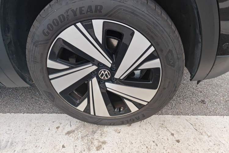 Used Volkswagen Teramont 2024 380TSI Four-Wheel Drive Prestige Luxury Edition Right Front Wheel Hub
