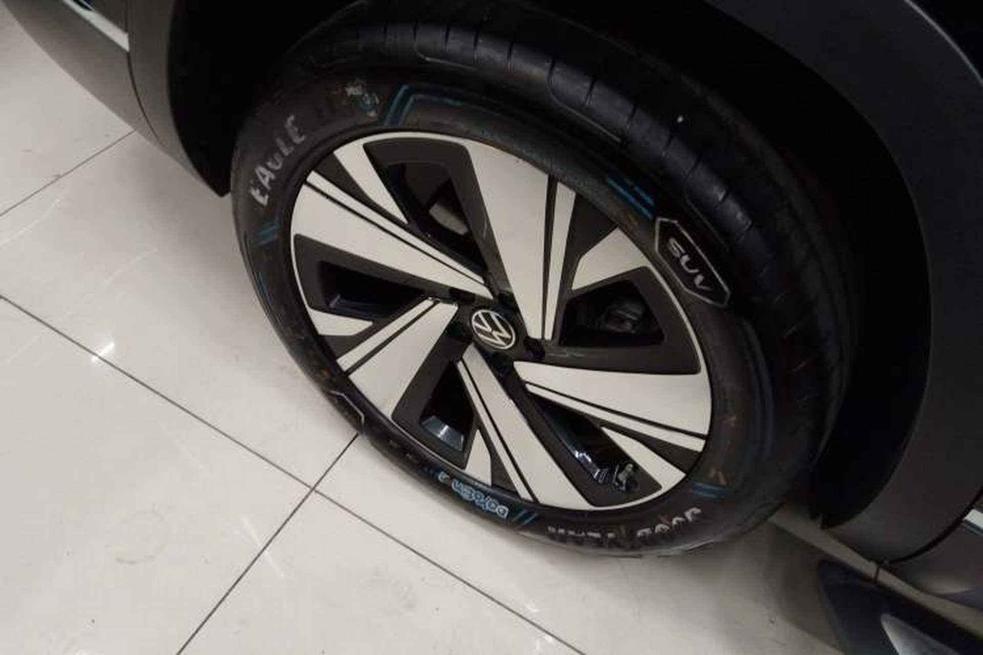 Used Volkswagen Teramont 2024 380TSI Four-Wheel Drive Prestige Luxury Edition Right Rear Wheel Hub