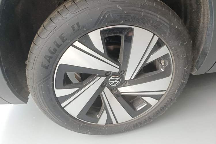 Used Volkswagen Teramont 2024 380TSI All-Wheel Drive Longyao Edition Right Rear Wheel Hub