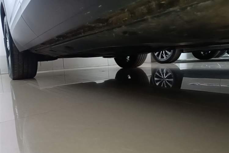 Used Volkswagen Teramont 2024 380TSI All-Wheel Drive Longyao Edition Right Side Sill