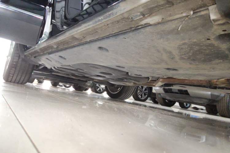 Used Volkswagen Teramont 2024 380TSI Four-Wheel Drive Prestige Flagship Edition Right Side Sill