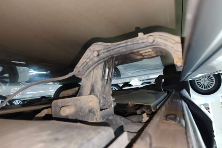 Used Volkswagen Teramont 2024 380TSI All-Wheel Drive Longyao Edition Right Side Sill