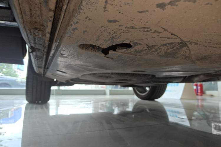 Used Volkswagen Teramont 2024 380TSI Four-Wheel Drive Longxiang Edition Right Side Sill