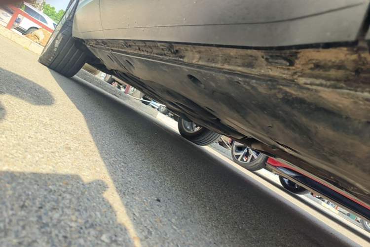 Used Volkswagen Teramont 2024 380TSI Four-Wheel Drive Prestige Flagship Edition Right Side Sill