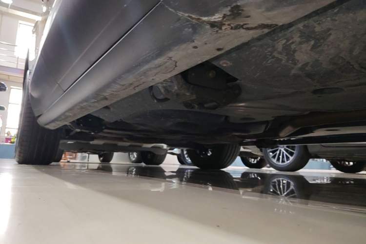 Used Volkswagen Teramont 2024 380TSI All-Wheel Drive Longyao Edition Right Side Sill