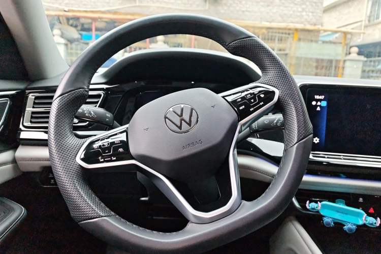 Used Volkswagen Teramont 2024 380TSI All-Wheel Drive Longyao Edition Steering Wheel