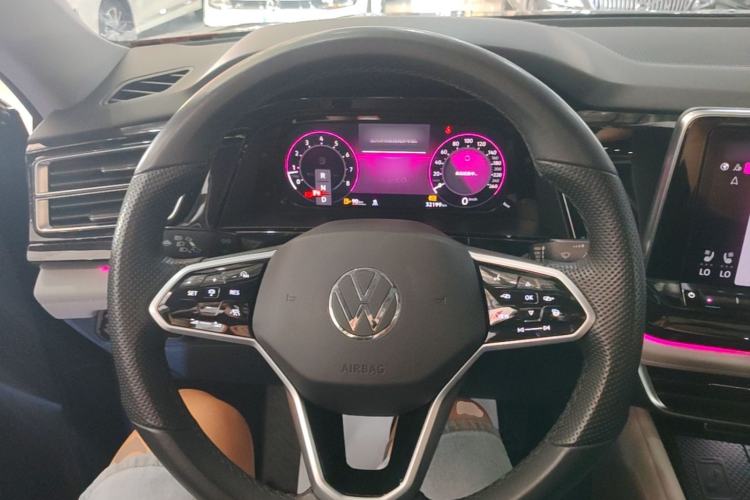 Used Volkswagen Teramont 2024 380TSI Four-Wheel Drive Prestige Flagship Edition Steering Wheel