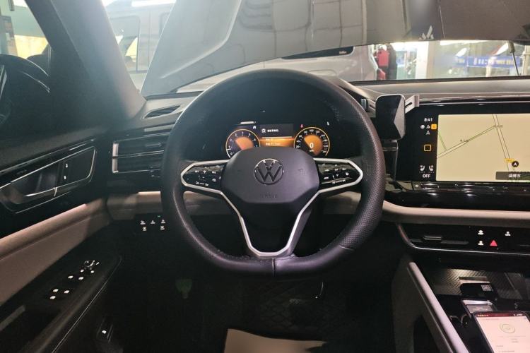 Used Volkswagen Teramont 2024 380TSI All-Wheel Drive Longyao Edition Steering Wheel