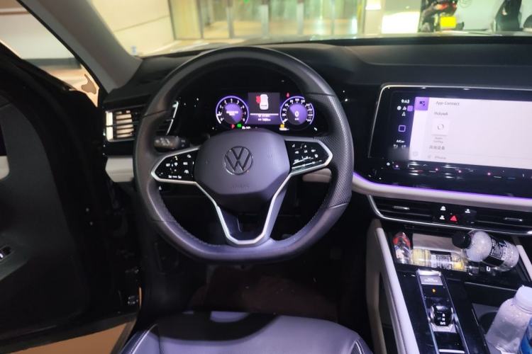 Used Volkswagen Teramont 2024 380TSI All-Wheel Drive Longyao Edition Steering Wheel