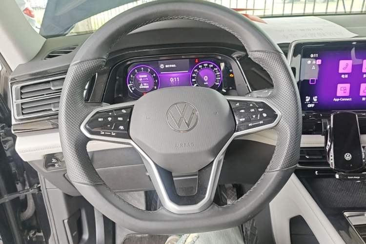 Used Volkswagen Teramont 2024 380TSI All-Wheel Drive Longyao Edition Steering Wheel
