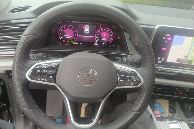 Used Volkswagen Teramont 2024 380TSI All-Wheel Drive Longyao Edition Steering Wheel