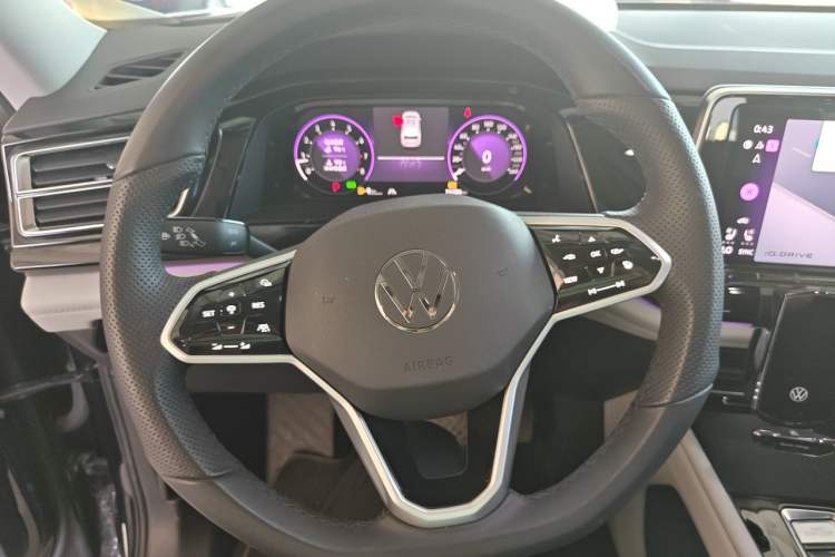 Used Volkswagen Teramont 2024 380TSI All-Wheel Drive Longyao Edition Steering Wheel