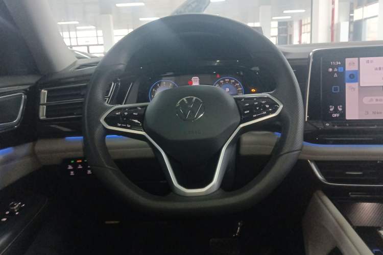 Used Volkswagen Teramont 2024 380TSI All-Wheel Drive Longyao Edition Steering Wheel