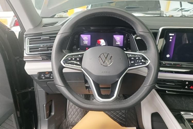 Used Volkswagen Teramont 2024 380TSI All-Wheel Drive Longyao Edition Steering Wheel