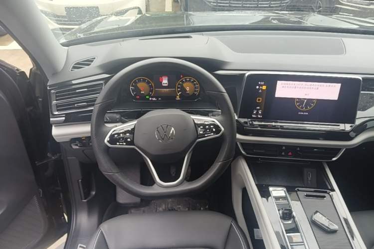 Used Volkswagen Teramont 2024 380TSI Four-Wheel Drive Longxiang Edition Steering Wheel