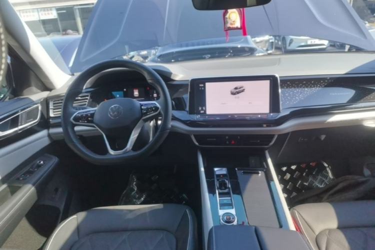 Used Volkswagen Teramont 2024 380TSI Four-Wheel Drive Prestige Flagship Edition Steering Wheel