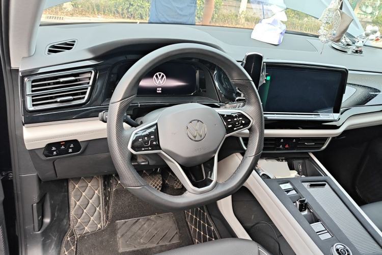 Used Volkswagen Teramont 2024 380TSI All-Wheel Drive Longyao Edition Steering Wheel