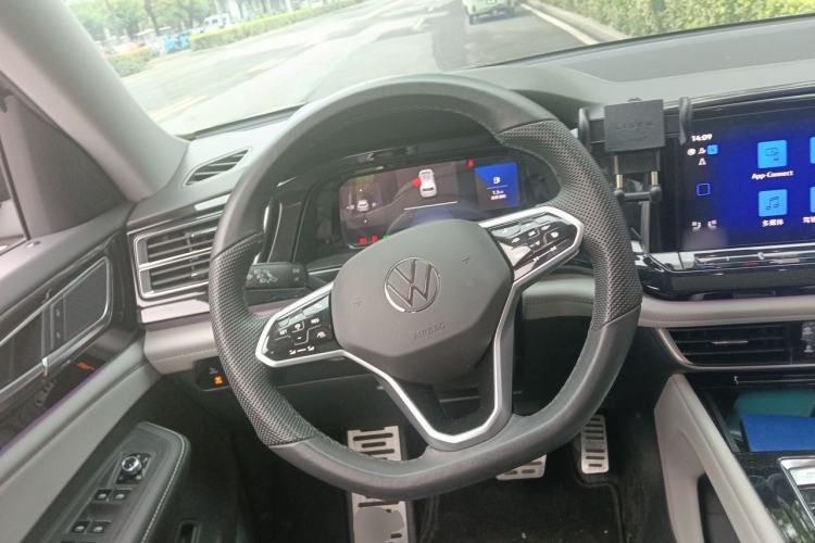 Used Volkswagen Teramont 2024 380TSI All-Wheel Drive Longyao Edition Steering Wheel