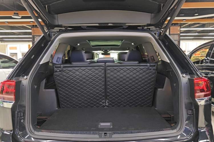 Used Volkswagen Teramont 2024 380TSI Four-Wheel Drive Prestige Flagship Edition Trunk