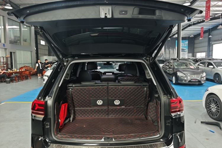 Used Volkswagen Teramont 2024 380TSI Four-Wheel Drive Prestige Luxury Edition Trunk