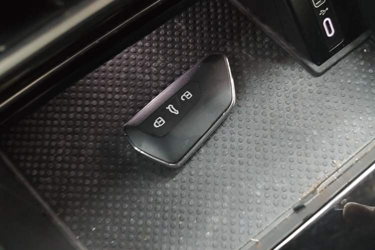 Used Volkswagen Teramont 2024 380TSI All-Wheel Drive Longyao Edition Vehicle Key