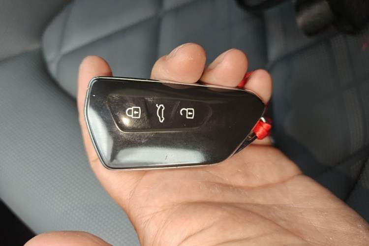 Used Volkswagen Teramont 2024 380TSI Four-Wheel Drive Longxiang Edition Vehicle Key