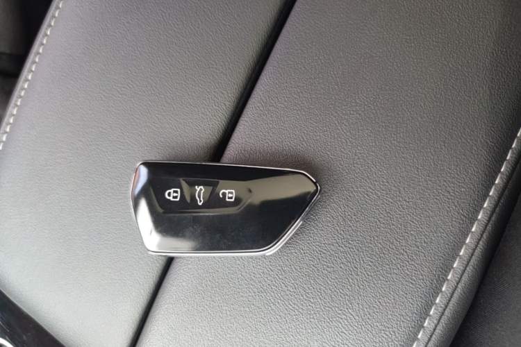 Used Volkswagen Teramont 2024 380TSI All-Wheel Drive Longyao Edition Vehicle Key