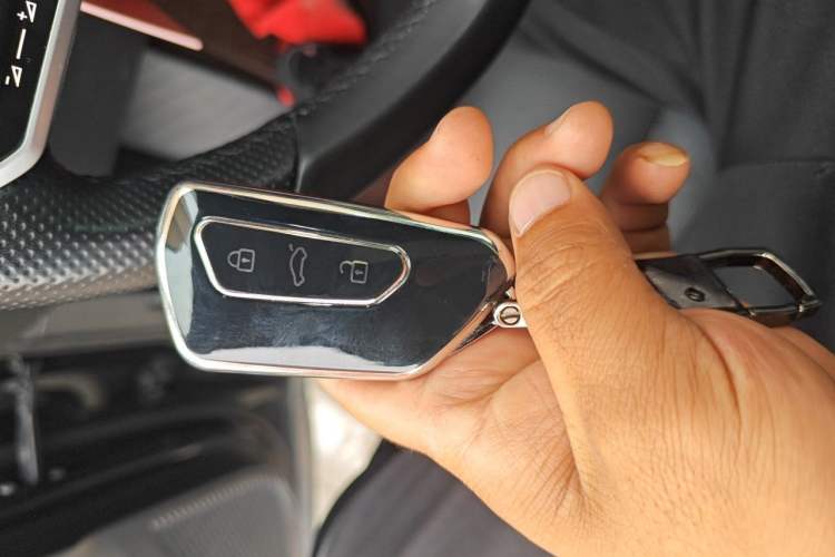 Used Volkswagen Teramont 2024 380TSI Four-Wheel Drive Prestige Flagship Edition Vehicle Key
