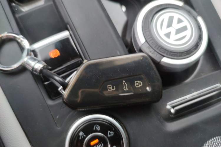 Used Volkswagen Teramont 2024 380TSI Four-Wheel Drive Prestige Flagship Edition Vehicle Key