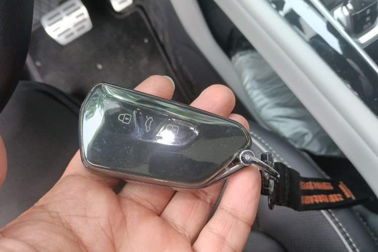 Used Volkswagen Teramont 2024 380TSI All-Wheel Drive Longyao Edition Vehicle Key