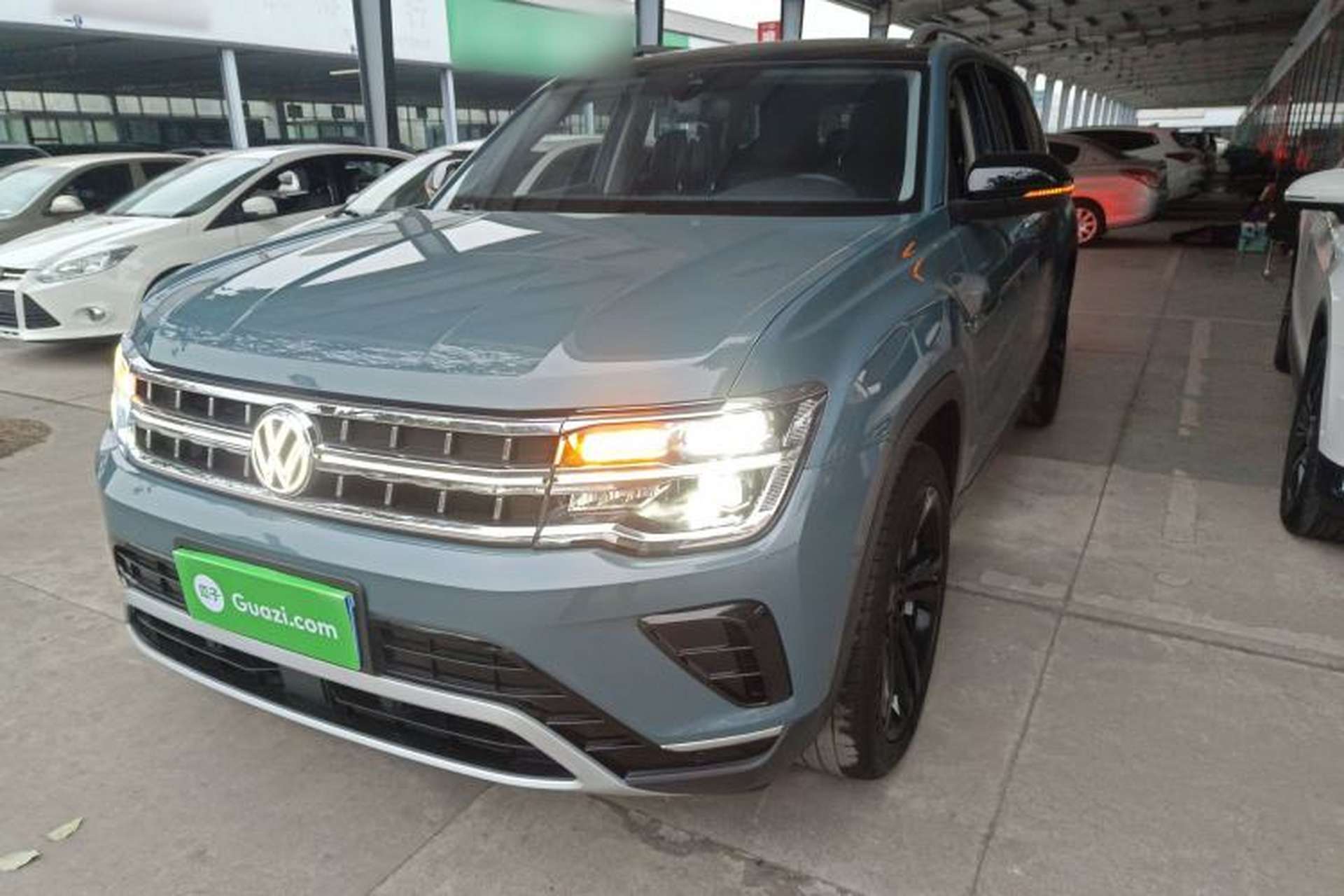 Used Volkswagen Teramont 2024 380TSI All-Wheel-Drive Qingfeng Limited Edition Left Front Headlight