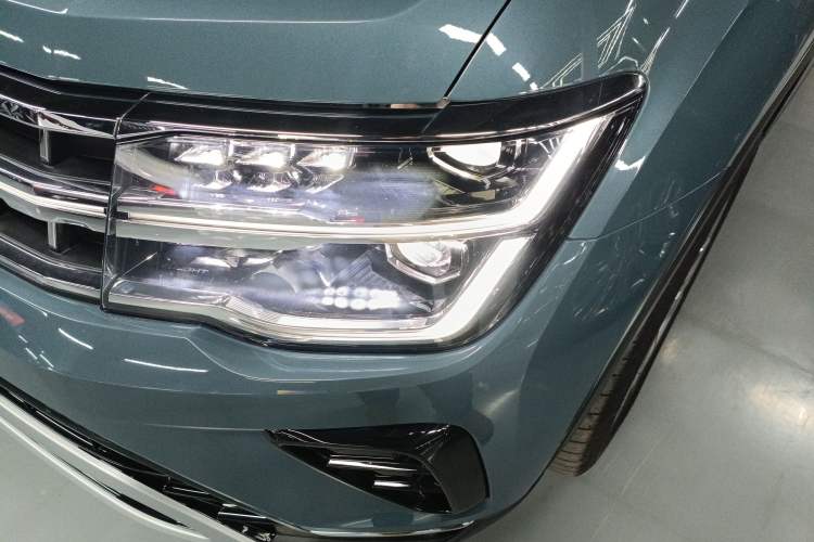 Used Volkswagen Teramont 2024 380TSI Four-Wheel Drive Prestige Flagship Edition Left Front Headlight