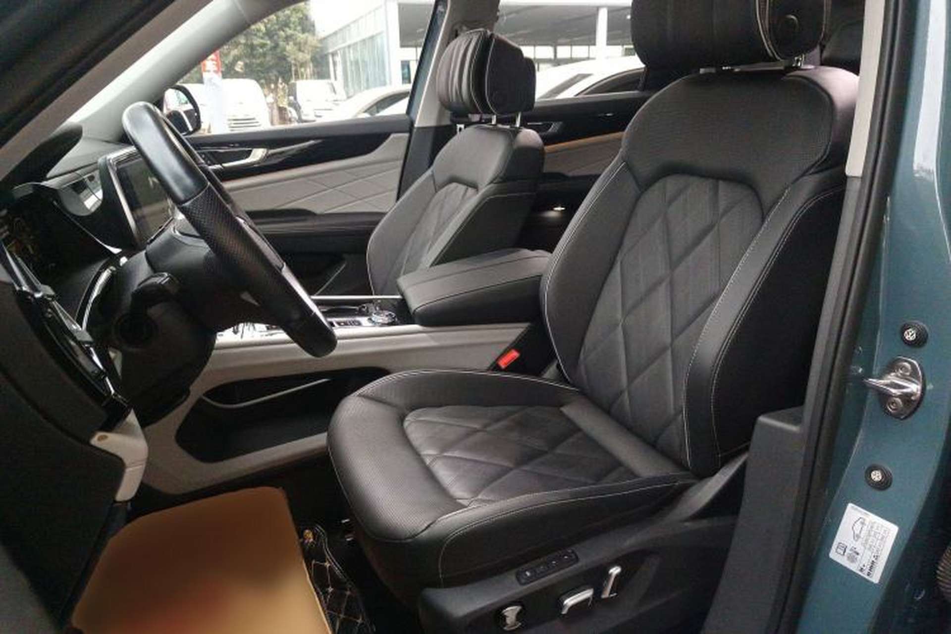 Used Volkswagen Teramont 2024 380TSI All-Wheel-Drive Qingfeng Limited Edition Left Front Seat